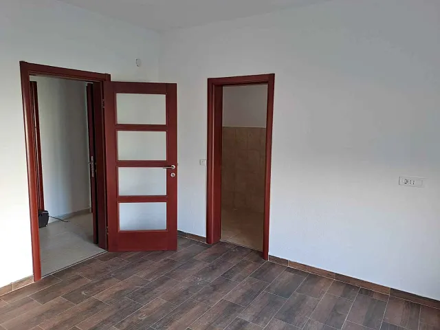 Family home in a private and peaceful setting — photo 6